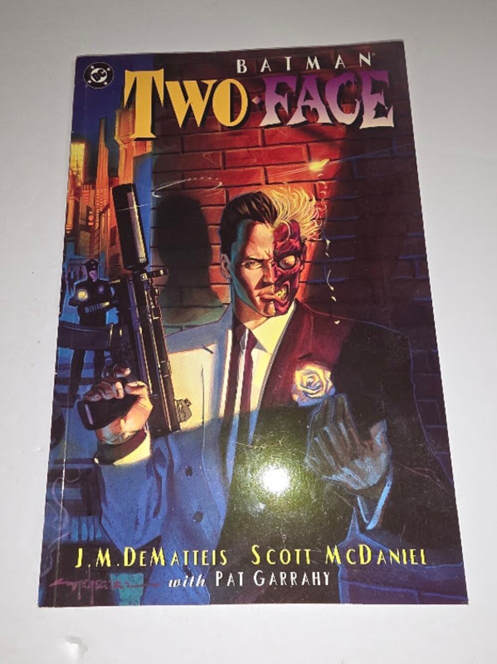 Vintage 90s Batman: Two-Face - Crime And Punishment DC Comics 1st Print